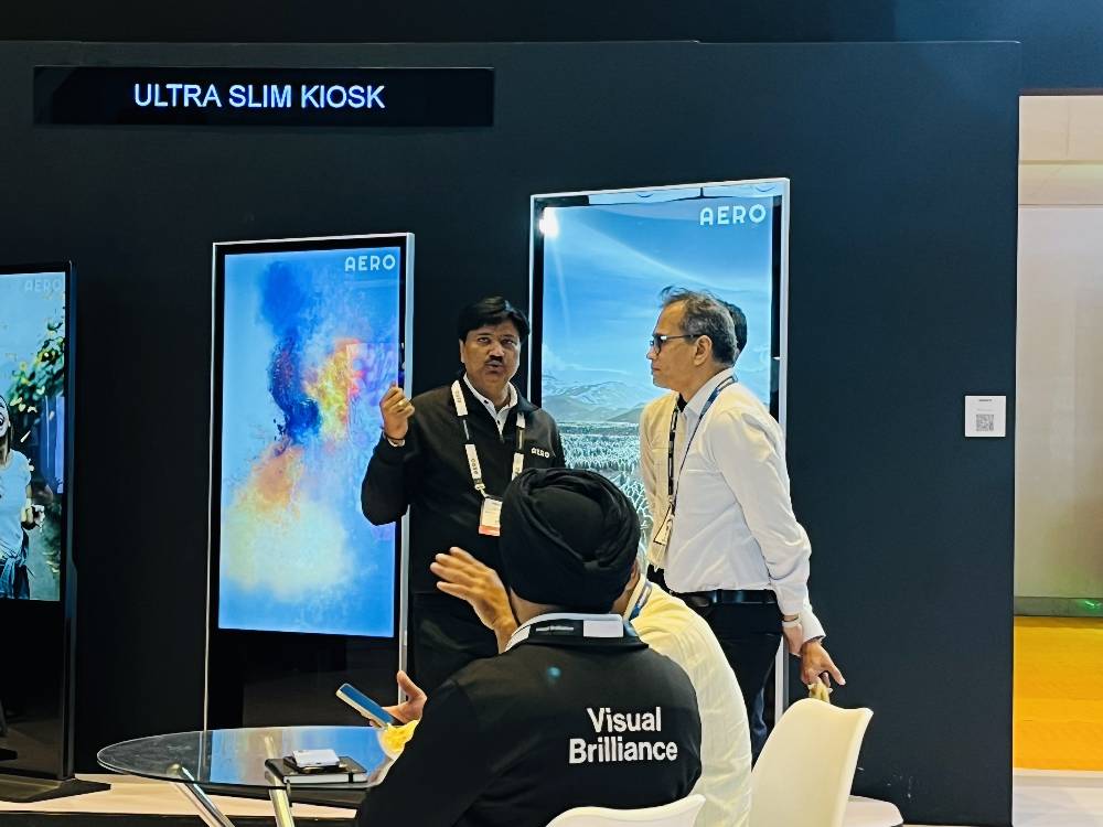 ultra slim kiosk 2